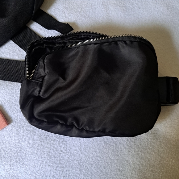 Fanny pack, bunbag bundle - Picture 3 of 4